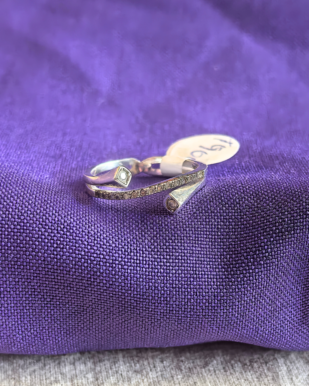 Anillo entrelazado