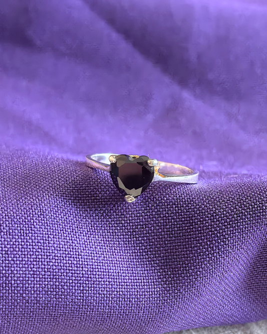 Anillo solitario corazón