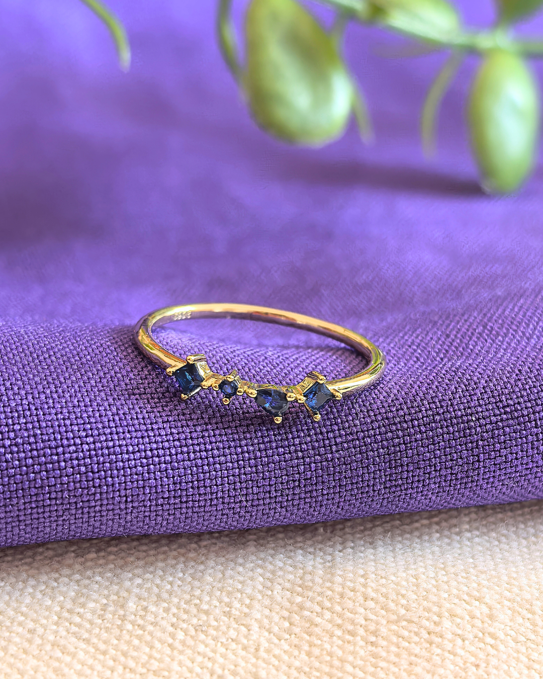 Anillo circones zafiro