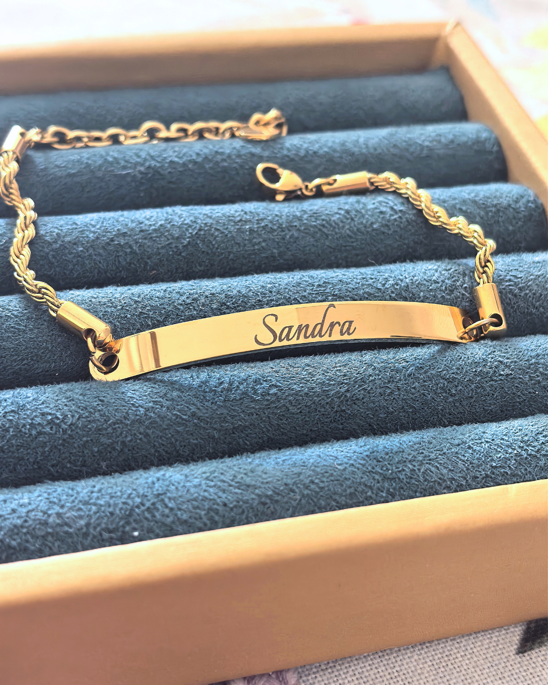 Pulsera piocha tejido turbillon
